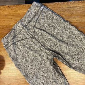 Gymshark Fleur Texture Leggings - Charcoal Marl - Large